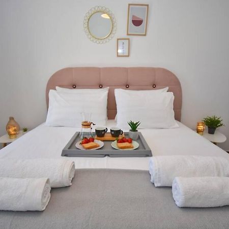 Potamos Deluxe White Apartment Exterior photo